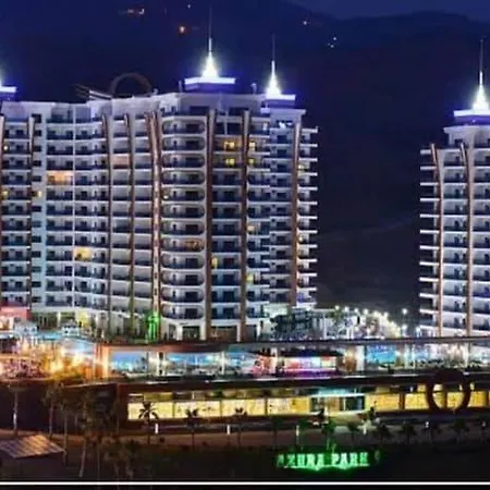 Azura Park Apartmán *